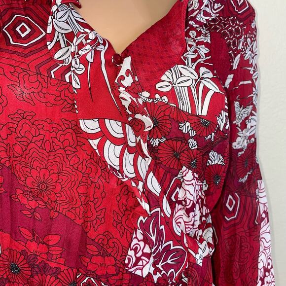 Sunny Leigh top blouse button wrap red/white crinkle material trumpet sleeves SM - Picture 7 of 11